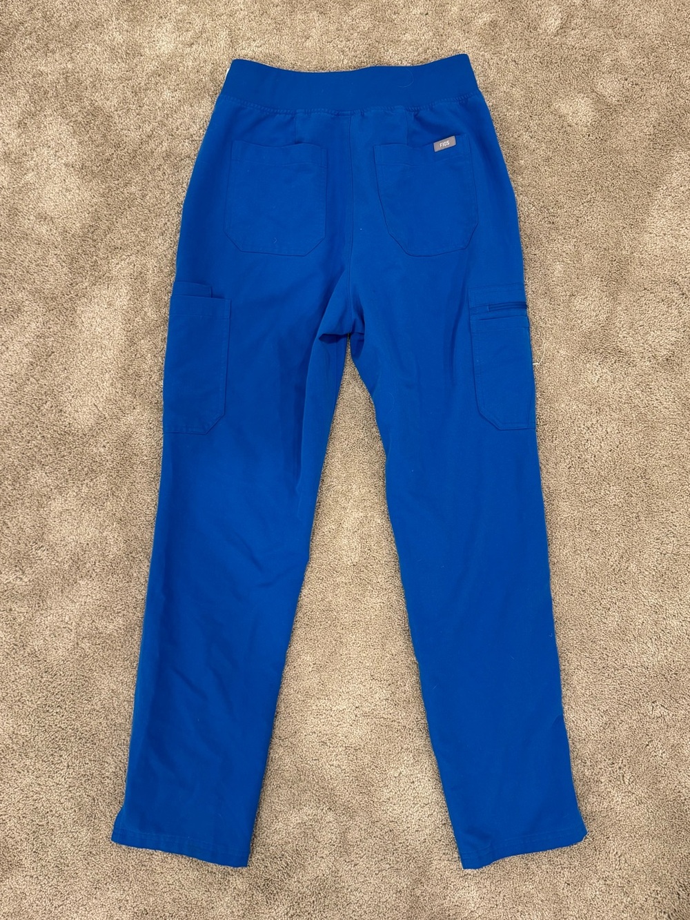 Figs scrub pants size medium - Picture 2 of 4